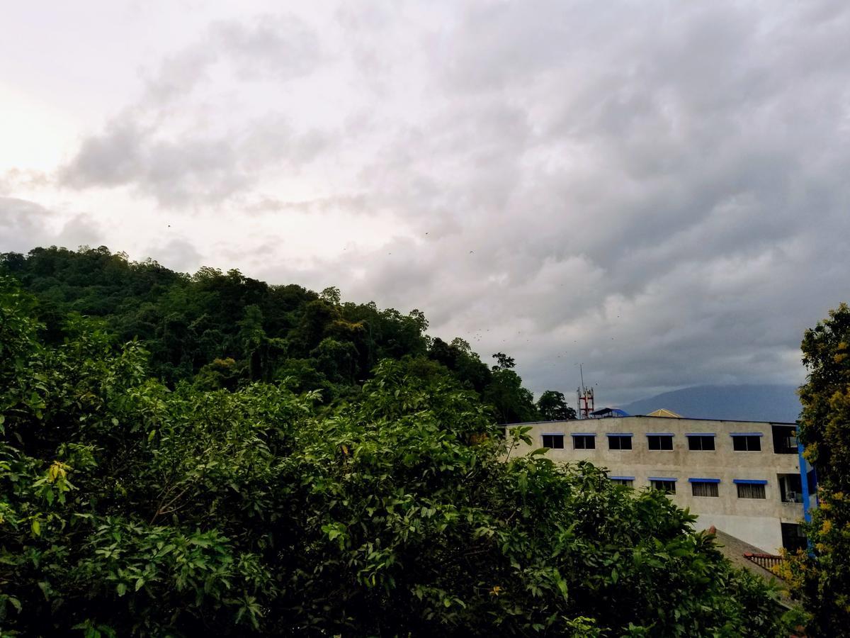 Queens mount Kandy Buitenkant foto